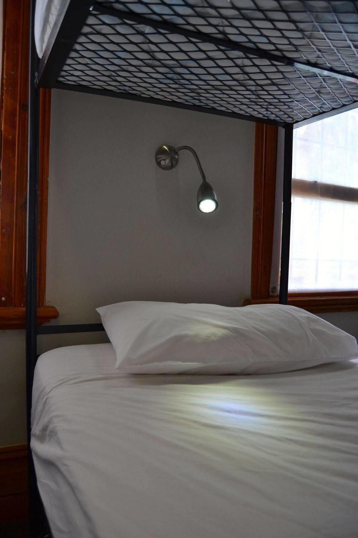 Hostel Ashanti Backpackers Cape Town